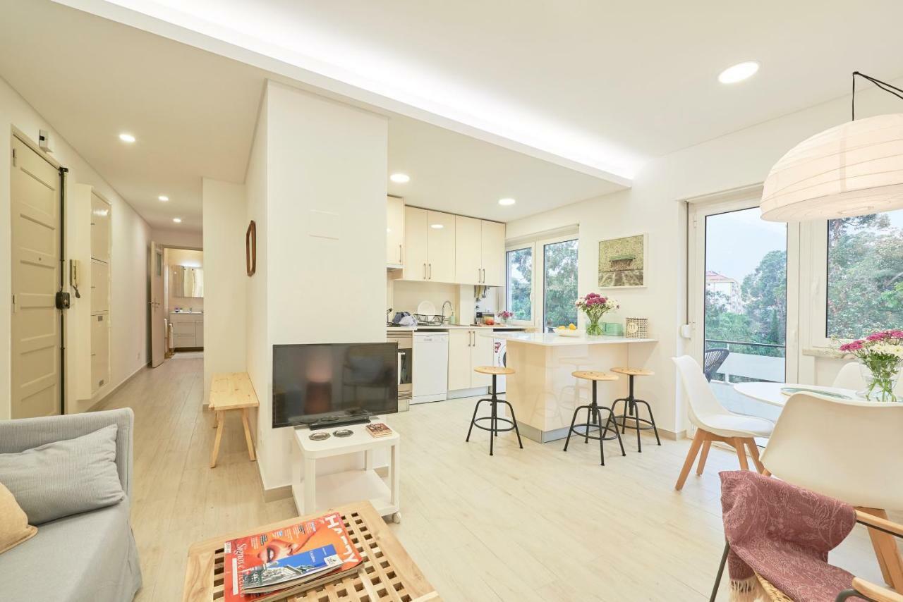 Light Apartment With Amazing Balcony, By Timecooler Lisbon Bagian luar foto