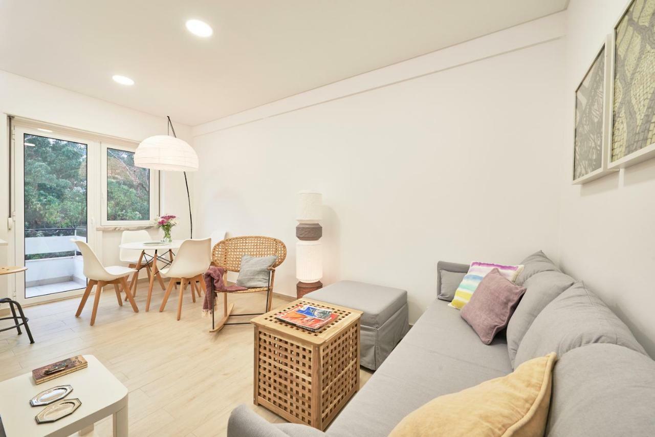 Light Apartment With Amazing Balcony, By Timecooler Lisbon Bagian luar foto